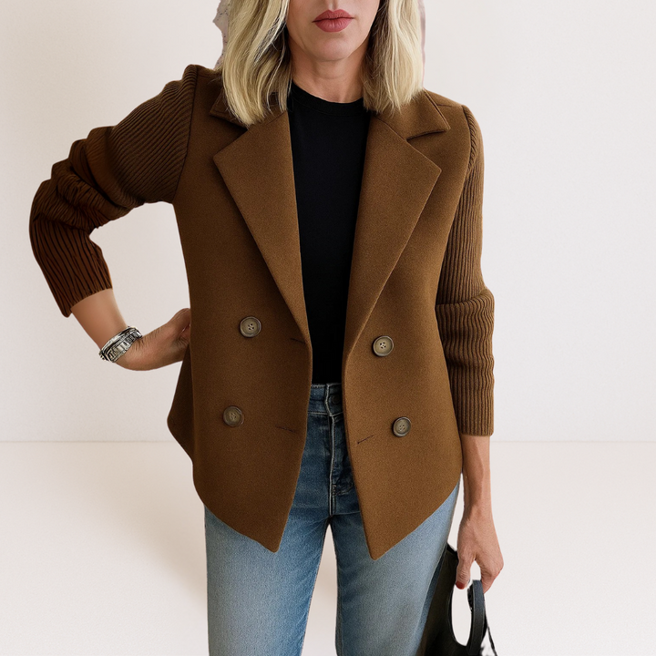 Martine – Elegante Jacke mit Strickärmeln