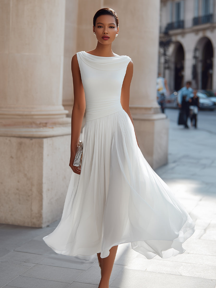 Chloé - Ärmelloses Midi-Kleid mit drapiertem Ausschnitt und Falten.