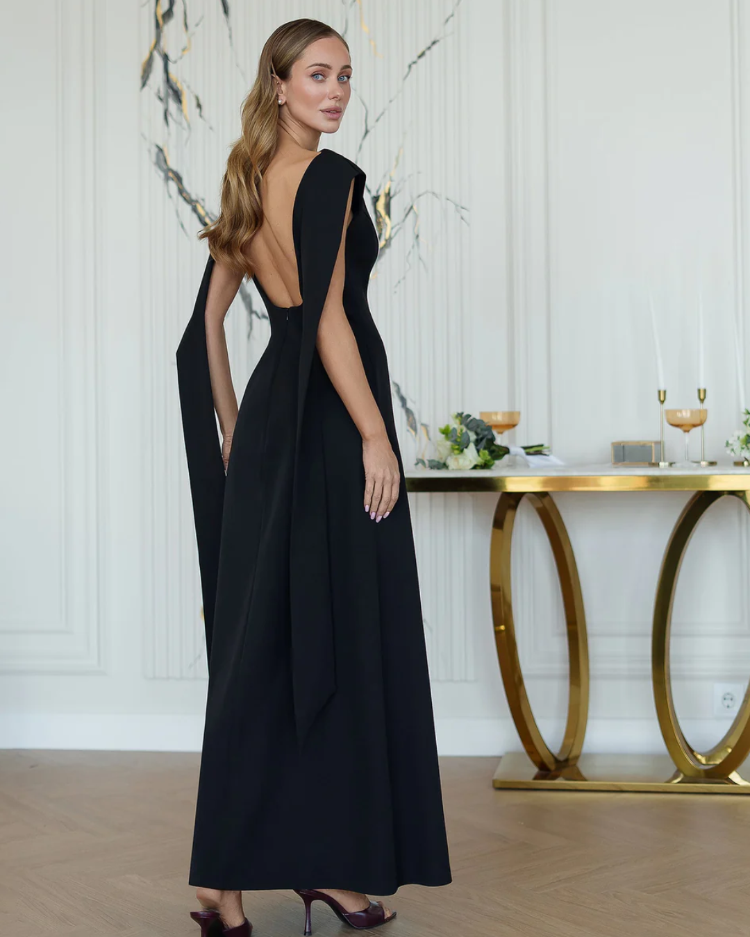 Carina – Drapiertes Maxikleid 
