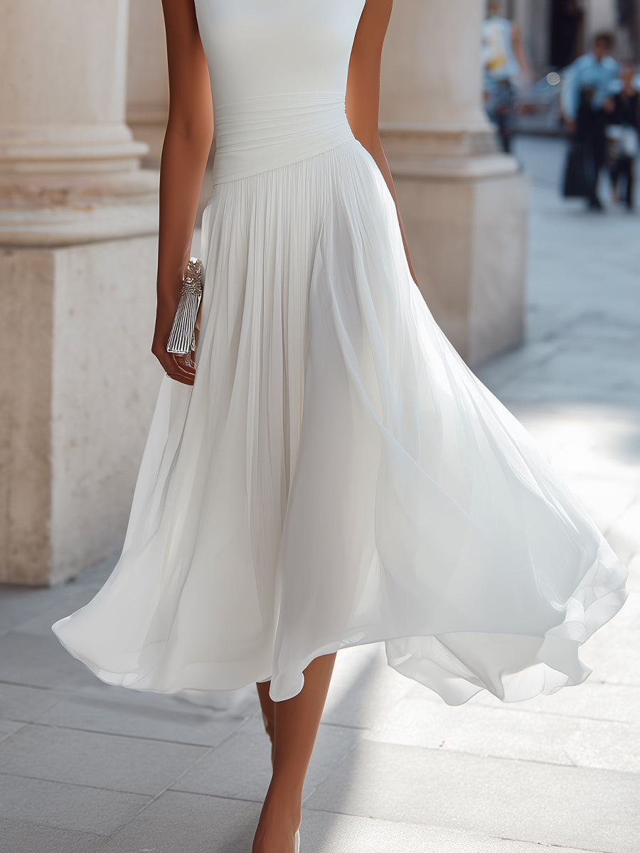 Chloé - Ärmelloses Midi-Kleid mit drapiertem Ausschnitt und Falten.
