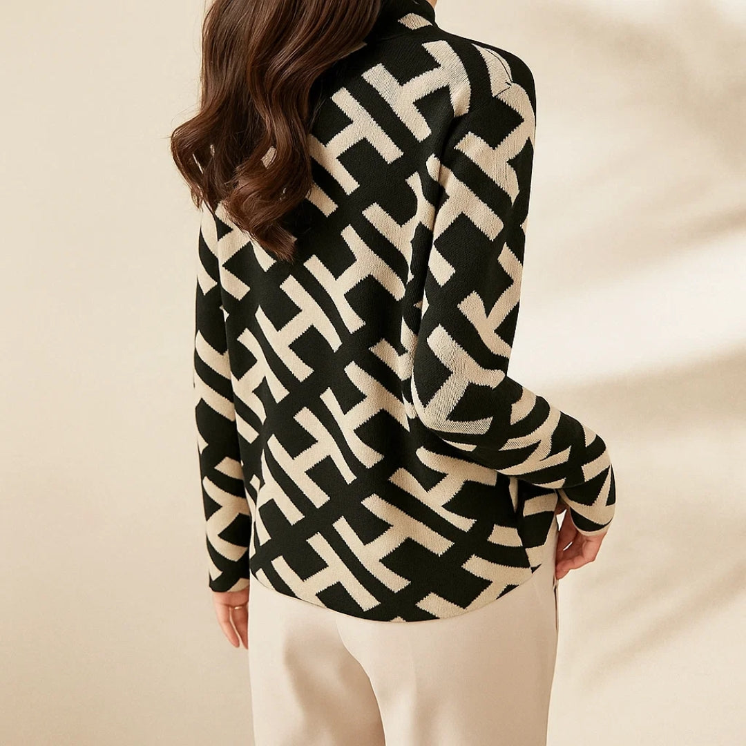 Eva - Geometric Alphabet Pullover
