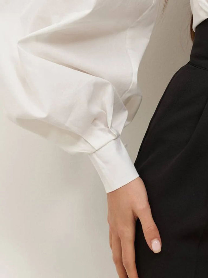 Pauline – Asymmetrische schulterfreie Bluse