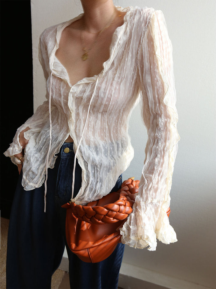 Chantal – Transparente Chiffonbluse mit Rüschenbesatz und langen Ärmeln