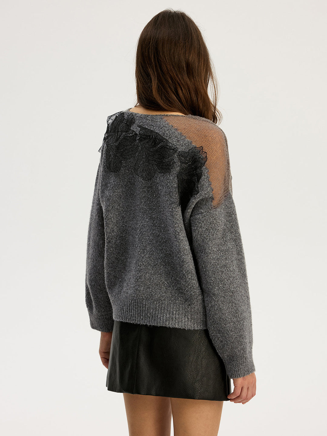 Erika – Pullover aus floraler Spitze, halbtransparent, mit Rundhalsausschnitt