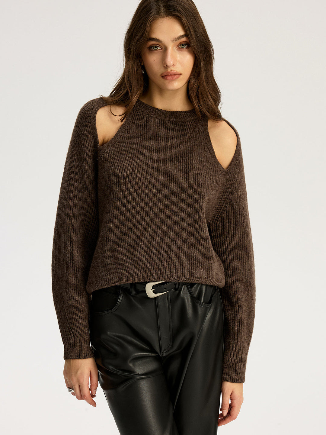 Deborah – Pullover aus geripptem Strick mit Ausschnitten