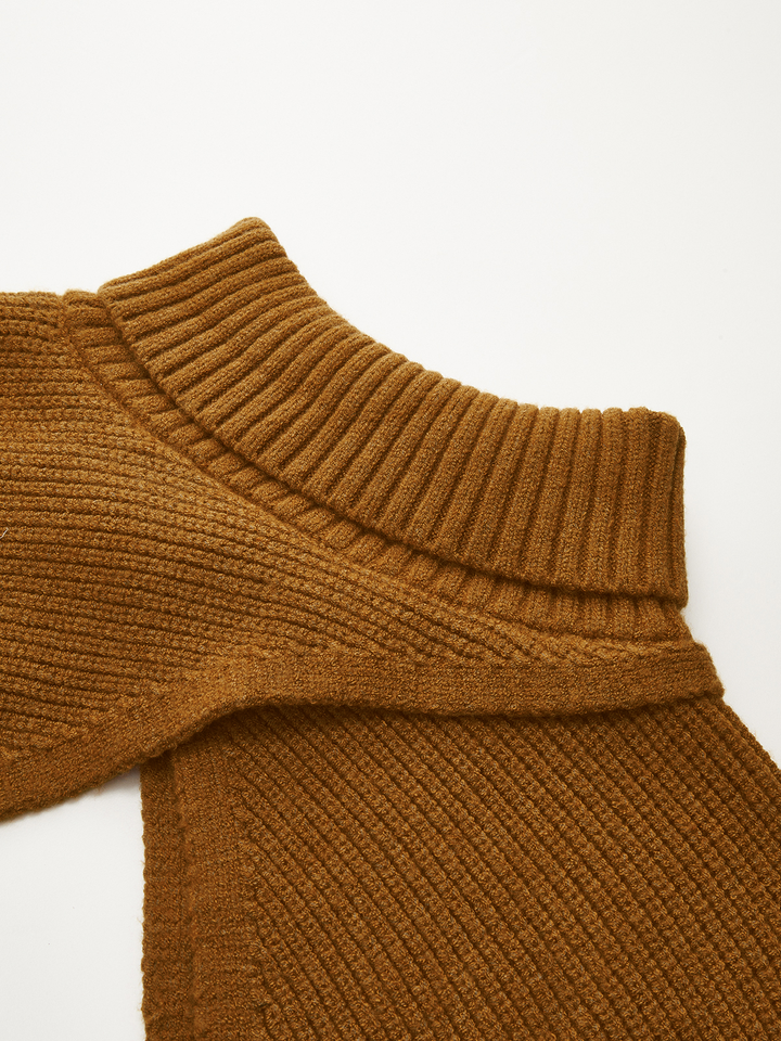 Dagmar – Zweiteiliges Set aus Rollkragen-Überwurf und Cami-Top aus Strick