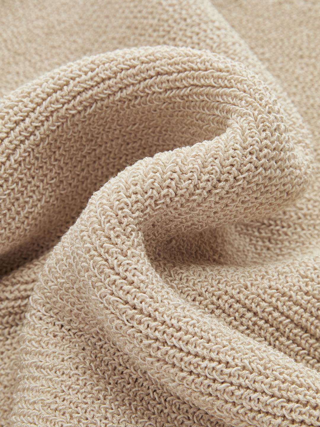 Alisa - Ärmelloses Strickoberteil mit geraffter Taille