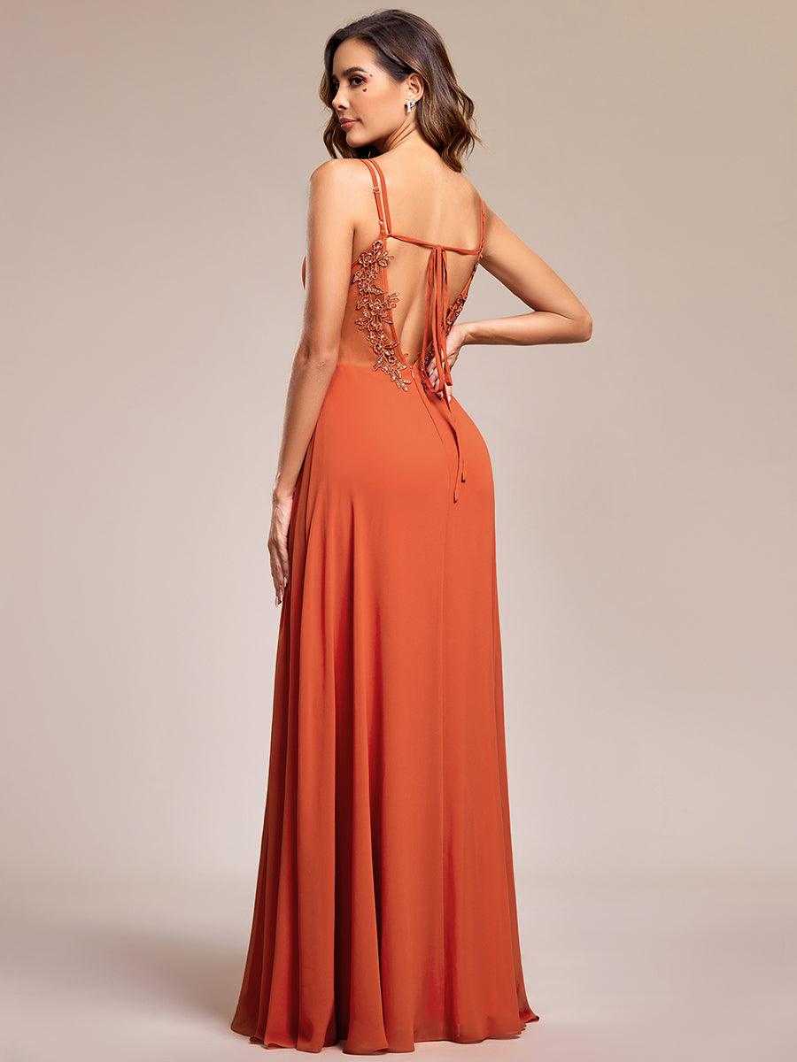 Frieda – Brautjungfernkleid aus Chiffon und Spitze mit rückenfreiem Design und feinen Trägern