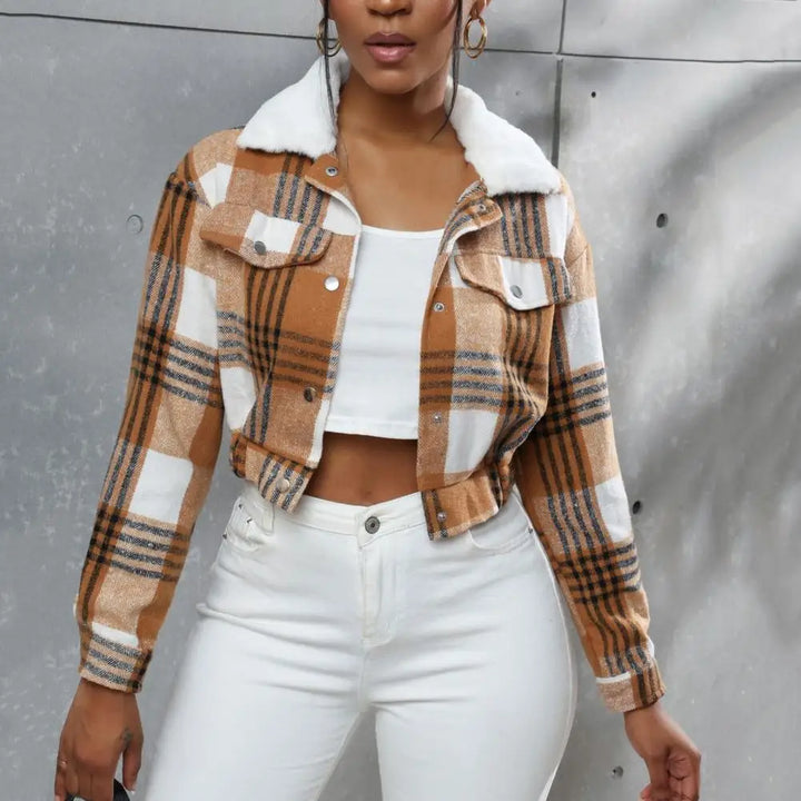 Nina – Karierte Jacke