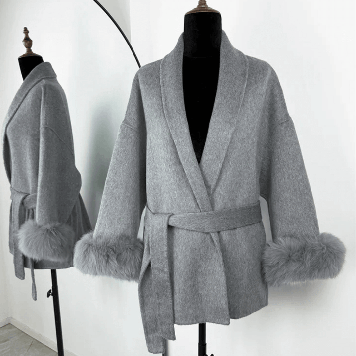 Paula – Mantel mit Manschetten